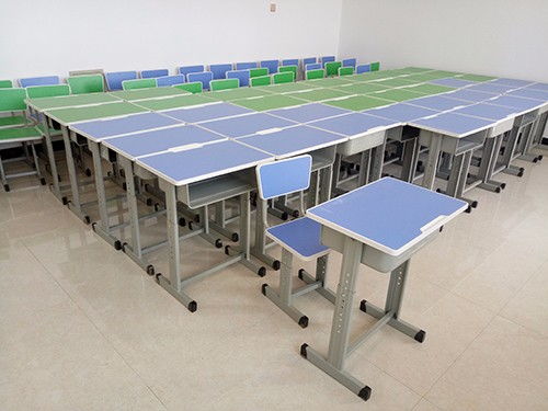 提升辦公效能，選擇專業廠家直銷 從電腦桌到培訓桌的一站式解決方案